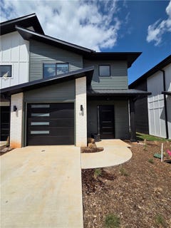 /international/us/1112-emilia-avenue-lowell-ar-110107207178/