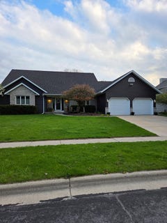 /international/us/200-fairbrook-drive-waunakee-wi-110108119168/