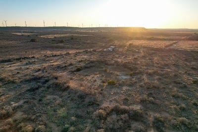 /international/us/120-county-rd-306-lohn-tx-110105779132/