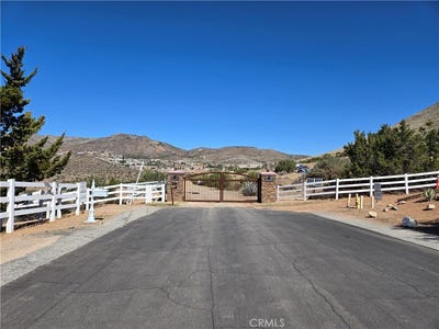 /international/us/white-feather-road-acton-ca-110110352120/