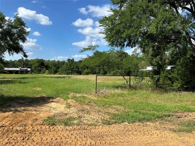 /international/us/cr-44240-powderly-tx-110108685033/