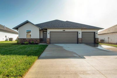 /international/us/889-e-virginia-lane-lot-178-nixa-mo-110104194668/
