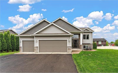 /international/us/12012-mayview-cove-lindstrom-mn-110108890883/