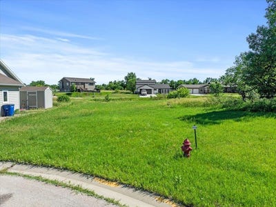 /international/us/tbd-birnam-wood-lane-belle-fourche-sd-110097015803/