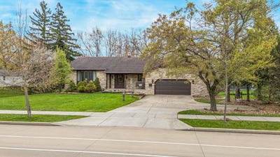 /international/us/825-w-kimberly-avenue-kimberly-wi-110107720157/