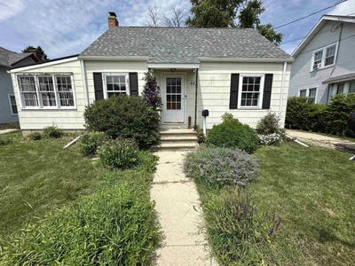 /international/us/442-maple-avenue-columbus-wi-110100835396/