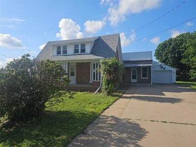 /international/us/1105-5th-street-e-vinton-ia-110108617360/