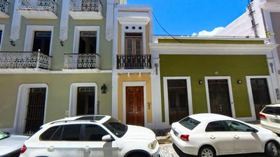 /international/us/152-sol-street-old-san-juan-pr-110104417849/