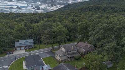 /international/us/3832-juniata-gap-road-altoona-pa-110109954573/