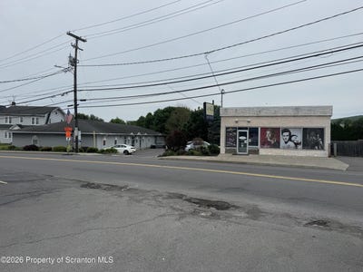 /international/us/817-821-s-main-street-old-forge-pa-110108399642/
