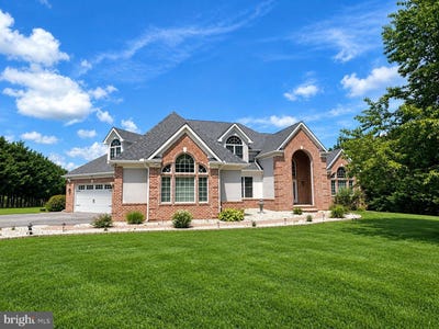 /international/us/22-misty-lane-elkton-md-110120466219/
