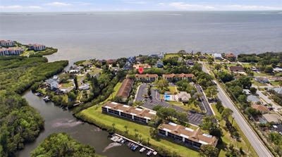 /international/us/1638-seascape-circle-tarpon-springs-fl-110107658133/