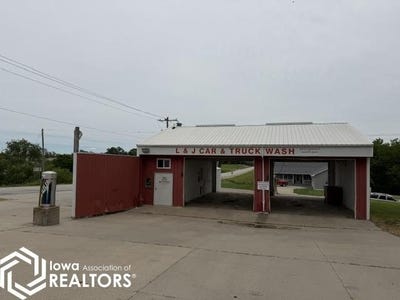 /international/us/2-and-148-pollock-blvd-madison-avenue-highway-bedford-ia-110108947013/