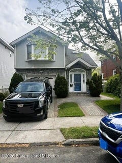 /international/us/165-martin-avenue-staten-island-ny-110107501812/