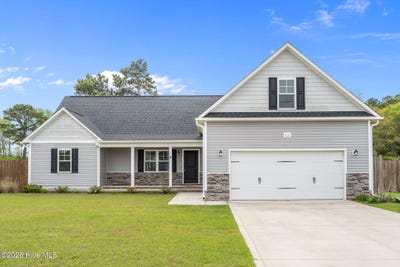 /international/us/111-anderson-avenue-holly-ridge-nc-110107601150/