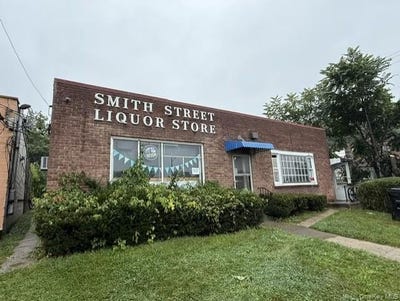 /international/us/134-smith-street-poughkeepsie-ny-110110378411/