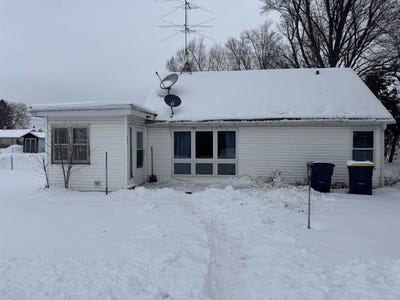 /international/us/206-south-street-camp-douglas-wi-110104201728/