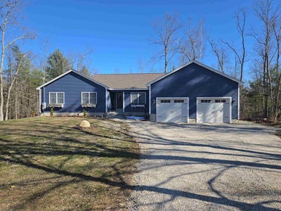 /international/us/52-mt-delight-road-deerfield-nh-110106841611/