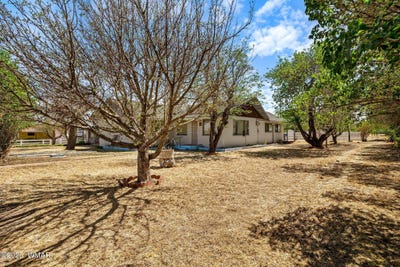 /international/us/367-s-main-street-eagar-az-110100310574/