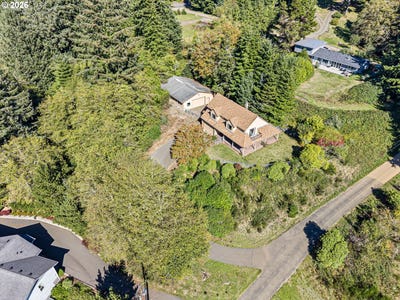 /international/us/128-se-norman-st-newport-or-110110325990/