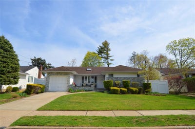 /international/us/262-cherry-place-east-meadow-ny-110107509495/