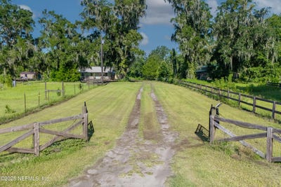 /international/us/4881-sw-136th-court-lake-butler-fl-110101244133/?lang=zh-cn