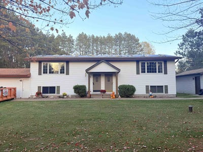 /international/us/150605-arrowood-lane-wausau-wi-110120510998/