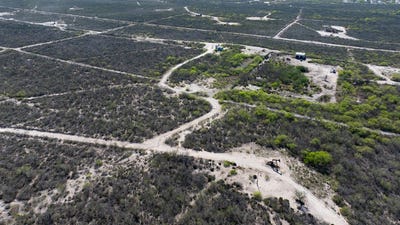 /international/us/cr-325-freer-tx-110106842282/