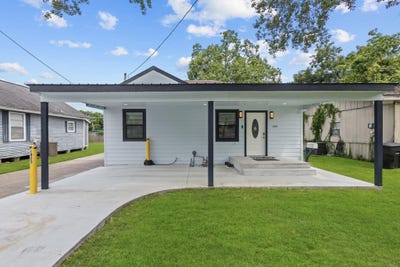 /international/us/1923-avenue-g-nederland-tx-110101395567/