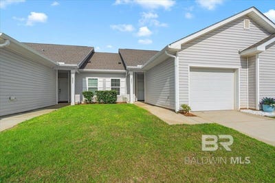 /international/us/2651-juniper-street-foley-al-110105359107/