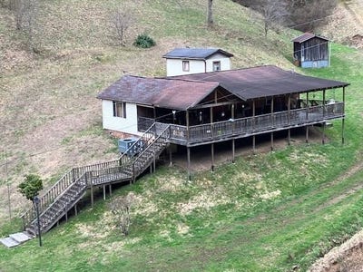 /international/us/1092-beech-fork-rd-burnsville-wv-110106693300/