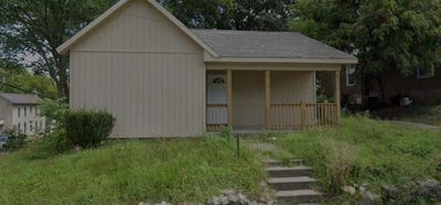 /international/us/16-n-jefferson-street-carrollton-mo-110100621392/