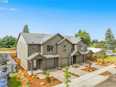 /international/us/132-randall-street-oregoncity-or-110108537451/