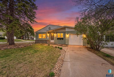 /international/us/1121-s-willow-ave-sioux-falls-sd-110107697670/