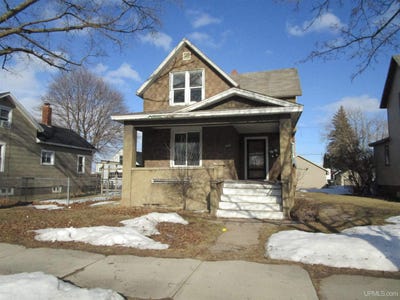 /international/us/310-n-18th-street-escanaba-mi-110107193894/
