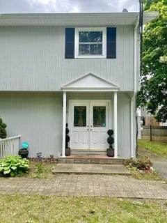 /international/us/11-carpenter-ave-attleboro-ma-110108532107/