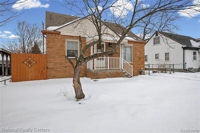 /international/us/18890-birmingham-street-roseville-mi-110105801459/