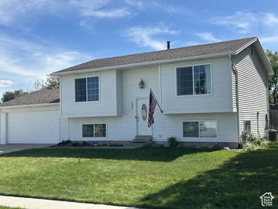 /international/us/2005-w-11970-s-riverton-ut-110120069153/