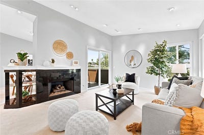 /international/us/24-corniche-dana-point-ca-110108914819/
