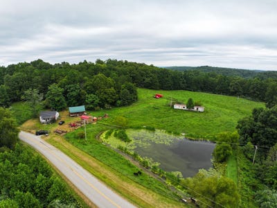 /international/us/9340-highway-587-mckee-ky-110101431315/