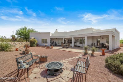 /international/us/5265-redman-road-las-cruces-nm-110100656078/