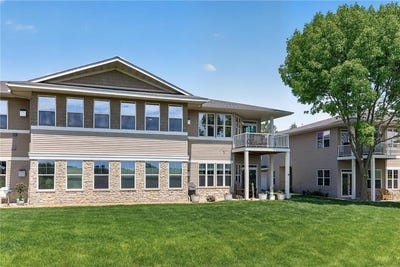 /international/us/1171-gallery-lane-chaska-mn-110108452198/