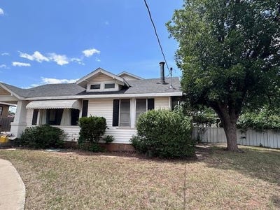 /international/us/2807-ave-w-snyder-tx-110100535428/