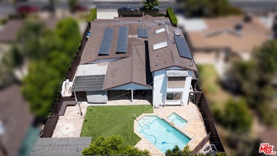 /international/us/6449-radford-ave-north-hollywood-ca-110104816228/