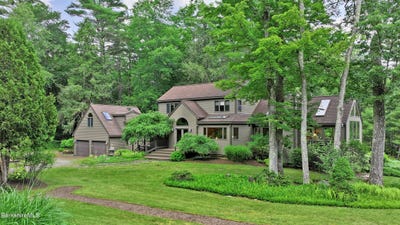 /international/us/355-adsit-crosby-rd-new-marlborough-ma-110100621743/