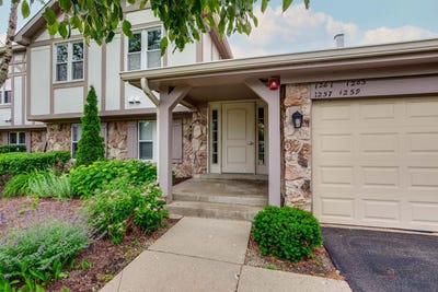 /international/us/1261-streamwood-lane-vernon-hills-il-110108696415/