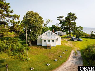 /international/us/1327-w-kitty-hawk-road-kitty-hawk-nc-110104548026/
