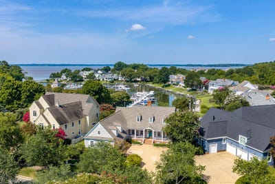 /international/us/1616-harbor-rd-williamsburg-va-110119571944/