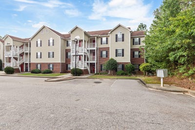 /international/us/390-bubble-creek-court-fayetteville-nc-110101534822/