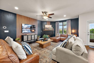 /international/us/704-groveland-circle-ann-arbor-mi-110108916028/